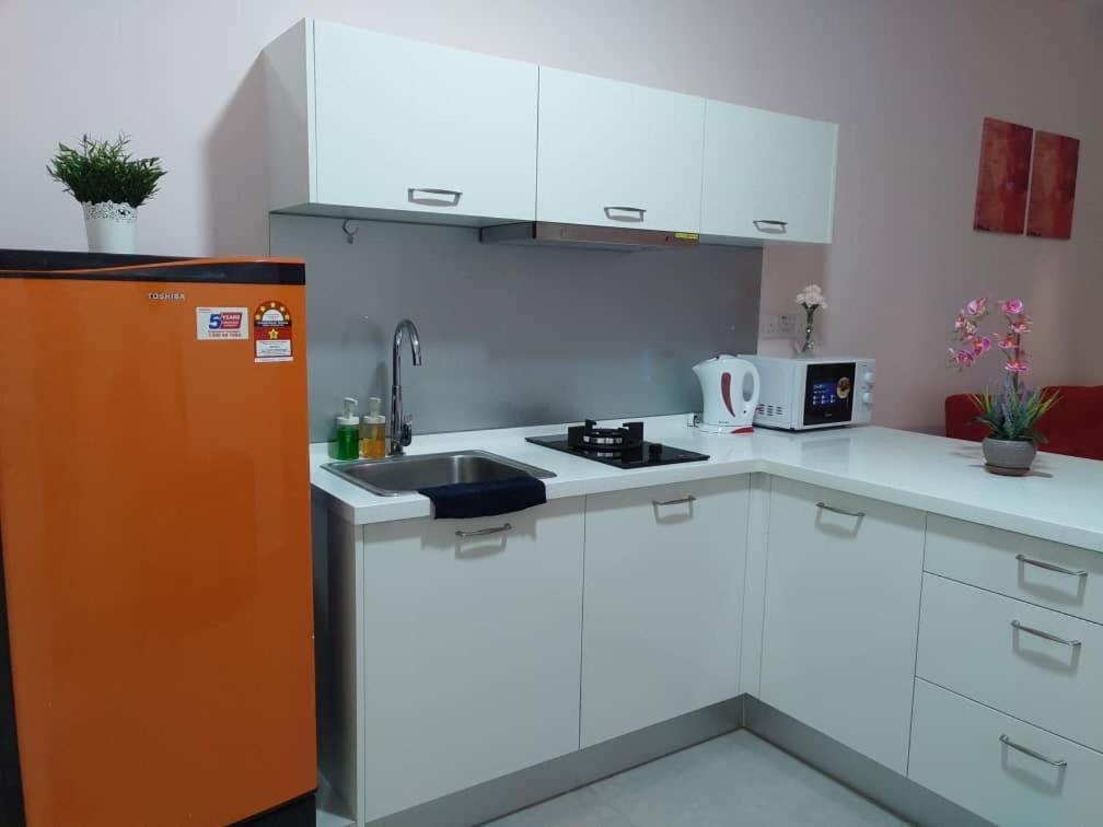 Cozy Studio Unit,Cyberjaya,Wifi, Netflix,Free Parking Exterior foto