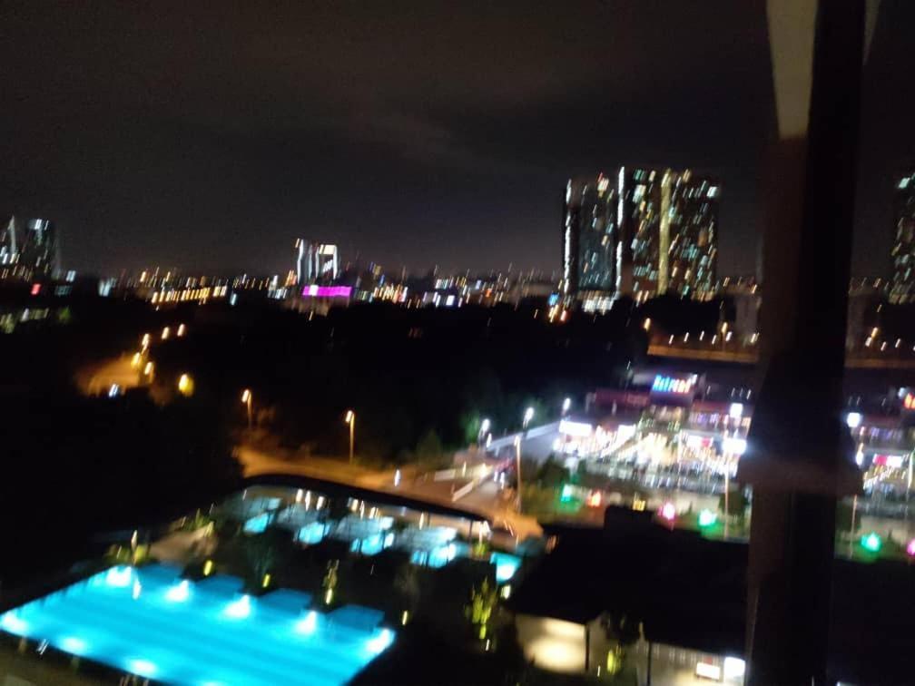 Cozy Studio Unit,Cyberjaya,Wifi, Netflix,Free Parking Exterior foto